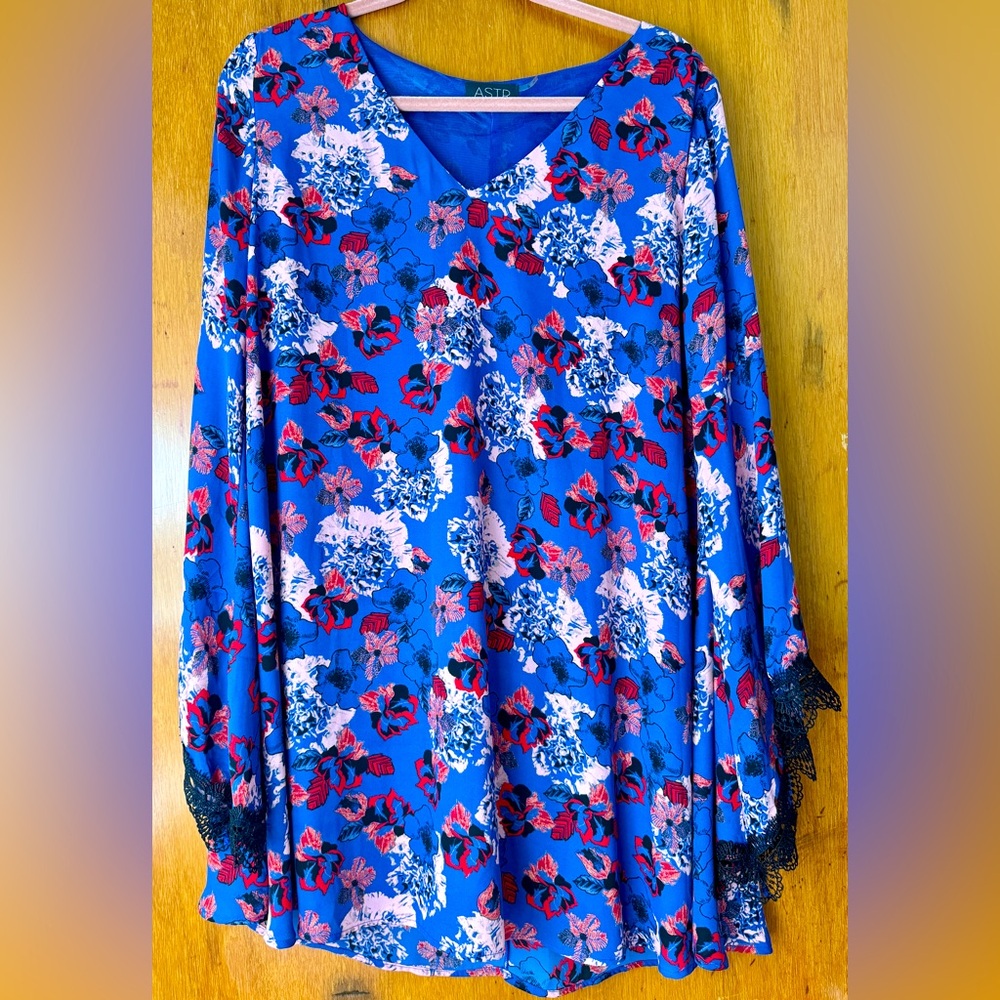 Long sleeve elegant patterned blouse astr large